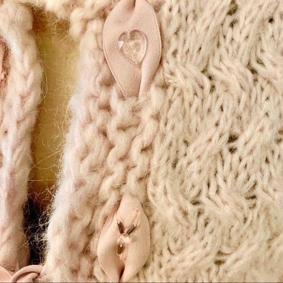 Cozy Rebecca Taylor sweater😁 - Picture 5 of 6